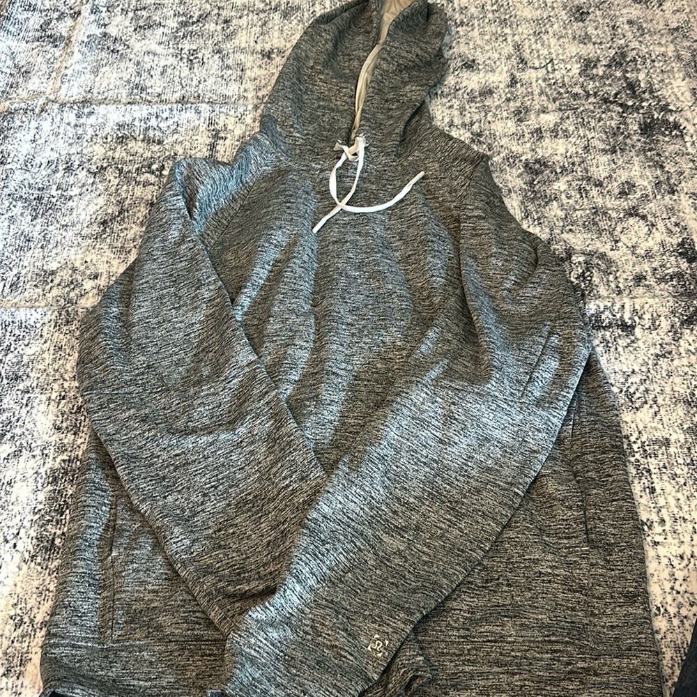 Lululemon sweatshirt